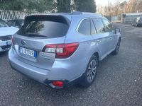 Usata Subaru Outback 150 CV (110 kW) 2017 Grigio Station wagon