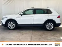 Usata VW Tiguan Life 131 CV (96 kW) 2021 Bianco SUV