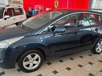 Usata Peugeot 3008 112 CV (82 kW) 2011 Grigio Station wagon