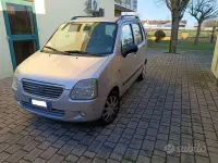 Usata Suzuki Wagon R+ 76 CV (55 kW) 2003 Grigio Monovolume