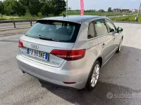 Usata Audi A3 116 CV (85 kW) 2019 Argento Berlina