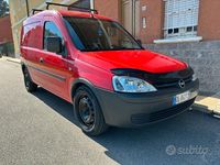Usata Opel Combo 69 CV (50 kW) 2008 Rosso Monovolume