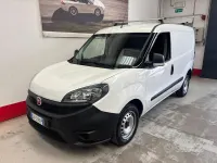 Usata Fiat Doblò S 105 CV (77 kW) 2022 Bianco Monovolume