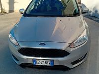 Usata Ford Focus 120 CV (88 kW) 2015 Grigio Station wagon