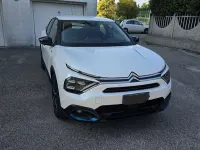 Usata Citroën e-C4 56 kW (77 CV) 2024 Bianco Berlina