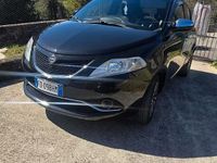 Usata Lancia Ypsilon Platinum 69 CV (50 kW) 2016 Nero Utilitaria
