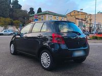 Usata Toyota Yaris 87 CV (63 kW) 2008 Nero Utilitaria