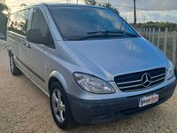 Usata Mercedes Vito 150 CV (110 kW) 2005 Grigio Furgone