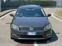 Usata VW Passat Comfortline 105 CV (77 kW) 2011 Grigio Station wagon