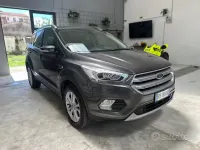 Usata Ford Kuga S 120 CV (88 kW) 2017 Grigio SUV