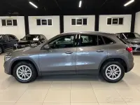 Usata Mercedes GLA200 Business 150 CV (110 kW) 2022 Grigio SUV