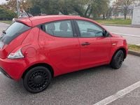 Usata Lancia Ypsilon Gold 69 CV (50 kW) 2020 Rosso Utilitaria