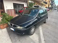 Usata Lancia Ypsilon 60 CV (44 kW) 2001 Utilitaria
