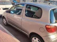 Usata Toyota Yaris 65 CV (47 kW) 2003 Berlina