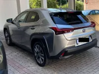 Usata Lexus UX 300e 56 kW (77 CV) 2022 Bronzo SUV