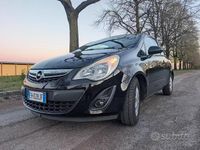 Usata Opel Corsa 86 CV (63 kW) 2011 Nero Utilitaria