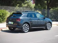 Usata Citroën C4 Shine 99 CV (72 kW) 2017 Nero SUV