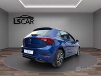 Usata VW Polo Life 95 CV (69 kW) 2024 Blu Utilitaria