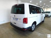 Gebraucht VW Caravelle Trendline 110 PS (80 kW) 2022 Weiß Van