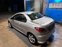 Usata Peugeot 206 80 CV (58 kW) 2001 Grigio Cabrio