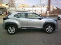 Usata Toyota Yaris Cross Active 92 CV (67 kW) 2025 Grigio SUV