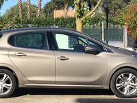 Usata Peugeot 208 Allure 82 CV (60 kW) 2014 Utilitaria