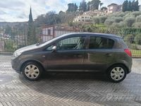 Usata Opel Corsa Edition 95 CV (69 kW) 2010 Grigio Utilitaria