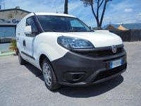 Usata Fiat Doblò 120 CV (88 kW) 2018 Bianco Monovolume