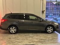 Usata Ford Focus 120 CV (88 kW) 2015 Grigio Station wagon
