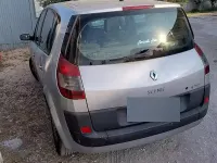 Usata Renault Scénic II 106 CV (77 kW) 2006 Grigio Monovolume