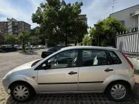 Usata Ford Fiesta 80 CV (58 kW) 2003 Grigio Utilitaria