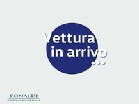 Usata VW Caravelle Comfortline 150 CV (110 kW) 2023 Bianco candy Monovolume