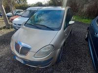 Gebraucht Lancia Musa 101 PS (74 kW) 2005 Gold Van / Kleinbus