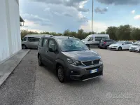 Usata Peugeot Rifter Active 110 CV (80 kW) 2021 Grigio platinum Monovolume