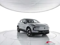 Nuova Volvo EX30 Core 200 kW (272 CV) 2026 Vapour grey SUV