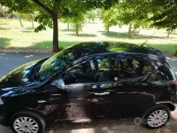 Usata Lancia Ypsilon 85 CV (62 kW) 2013 Nero Utilitaria