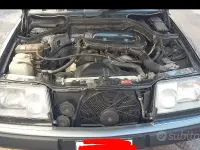 Usata Mercedes E200 109 CV (80 kW) 1990 Berlina