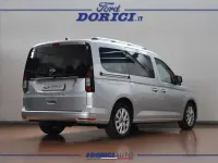 Begagnad Ford Tourneo Titanium 122 HK (89 kW) 2025 Silver Van