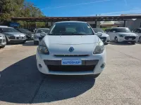Gebraucht Renault Clio II Dynamique 75 PS (55 kW) 2011 Weiß Limousine