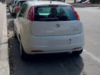 Usata Fiat Grande Punto 75 CV (55 kW) 2009 Bianco Utilitaria