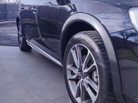 Usata Volvo V60 CC Momentum 150 CV (110 kW) 2017 Station wagon