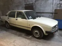 Usata Alfa Romeo Alfetta 121 CV (88 kW) 1984 Berlina