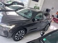 Usata Volvo XC60 Plus 197 CV (144 kW) 2023 Grigio mountain SUV