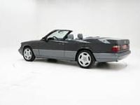 Usata Mercedes E220 150 CV (110 kW) 1994 Altri Cabrio