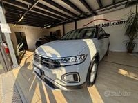 Usata VW T-Roc Life 116 CV (85 kW) 2024 Grigio SUV