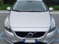 Usata Volvo V40 Ocean Race 120 CV (88 kW) 2016 Argento Berlina