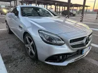 Usado Mercedes SLC180 AMG line 156 CV (114 kW) 2018 Plateado Descapotable