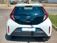 Usata Toyota Aygo X 72 CV (52 kW) 2022 Bianco SUV
