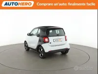 Usata Smart ForTwo Coupé 41 kW (56 CV) 2022 Bianco Utilitaria