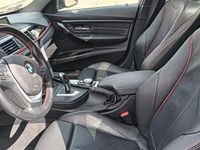 Usata BMW 318 116 CV (85 kW) 2013 Nero Station wagon